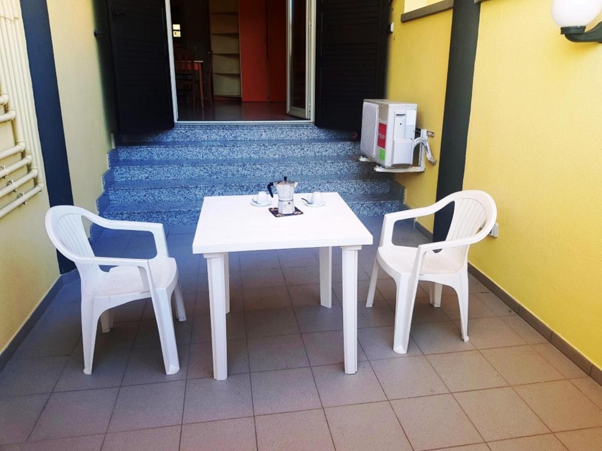 Case Vacanza Ioniantravel Gallipolli Exteriör bild