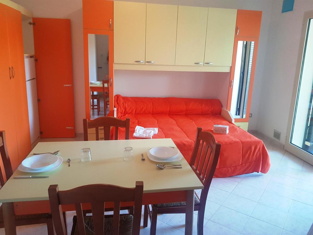 Case Vacanza Ioniantravel Gallipolli Exteriör bild